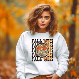 🍂🍁 Fall Vibes Sweatshirt Alert! 🍂🍁